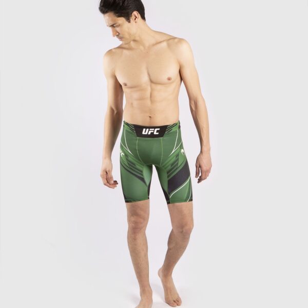 [UFC Venum Pro Line] Green Men's Vale Tudo Shorts מכנס טייץ ונום קצר ירוק