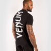 ⁦[Venum Giant T-shirt] Black/White - חולצת ונום שחור/לבן⁩ – תמונה ⁦5⁩