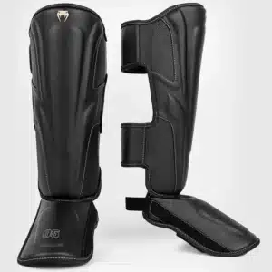 מגני רגליים Venum Impact Evo Shinguards Black