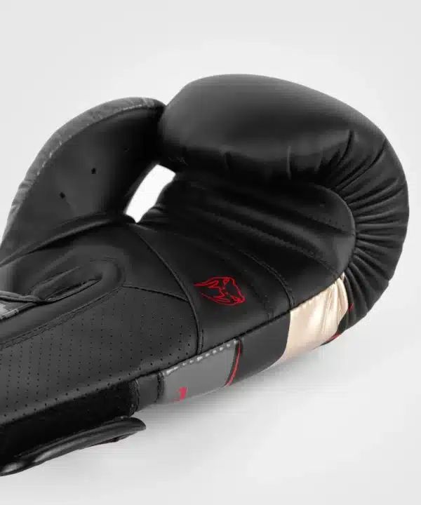 כפפות איגרוף Venum Elite Evo Boxing Gloves Black/Gold/Red