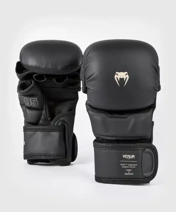 כפפות ספארינג Venum Impact Evo Sparring MMA Gloves Black