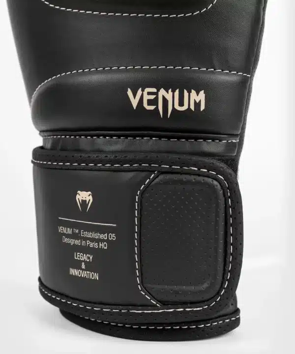 כפפות איגרוף Venum Impact Evo Boxing Gloves Black