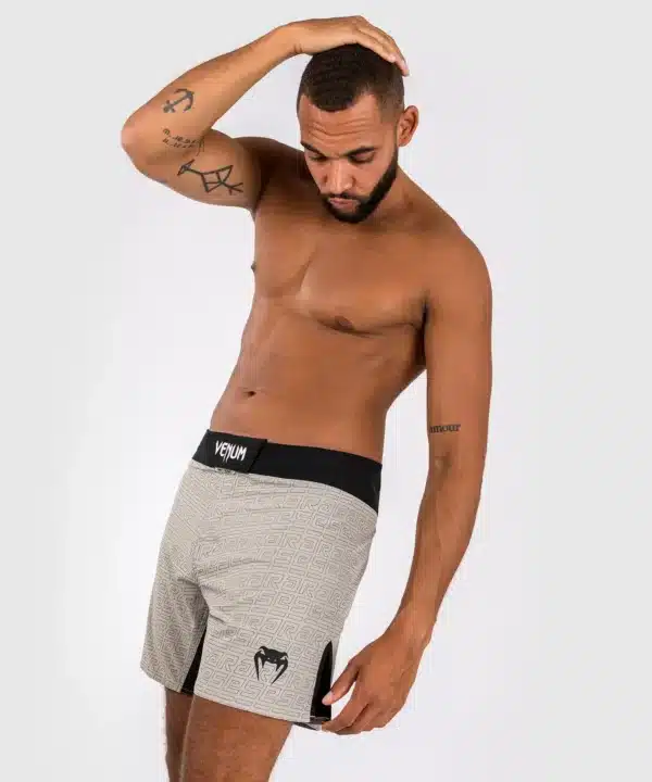 מכנסי לחימה Venum x Ares 2.0 Fight Shorts - Sand