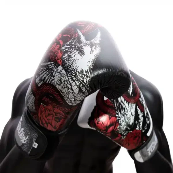 כפפות איגרוף פיירטקס  The Beauty of Survival -  FAIRTEX Limited Edition Gloves BGV24