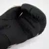 ⁦כפפות אגרוף Venum "Challenger 4.0" Boxing Gloves - שחור/באז'⁩ – תמונה ⁦4⁩