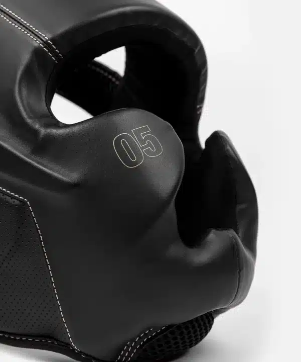 Venum Impact Evo Headgear - Black - מגן ראש ונום אליט שחור/זהב