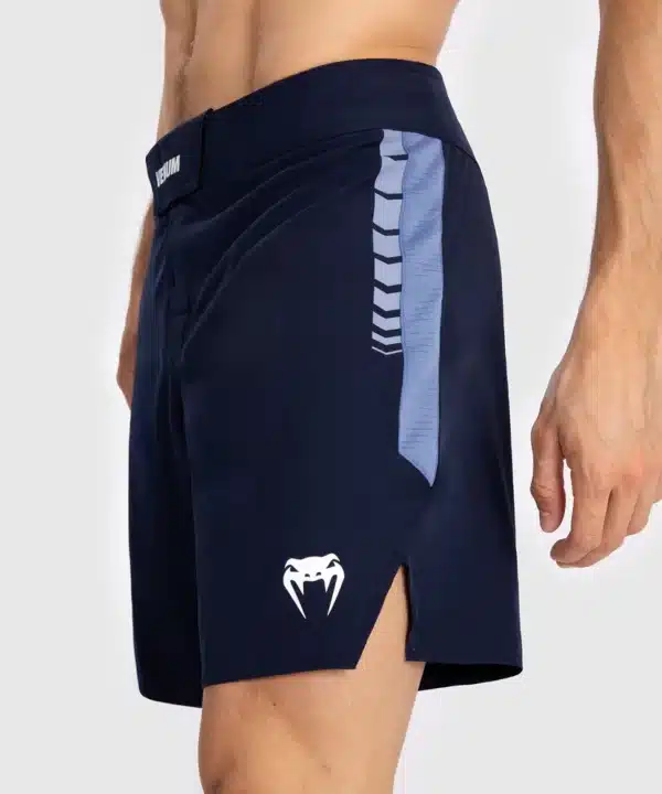 מיכנס לחימה של ונום -Venum Tempest Men's Fight Shorts - Navy Blue/Blue