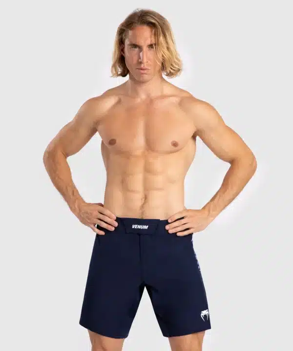 מיכנס לחימה של ונום -Venum Tempest Men's Fight Shorts - Navy Blue/Blue