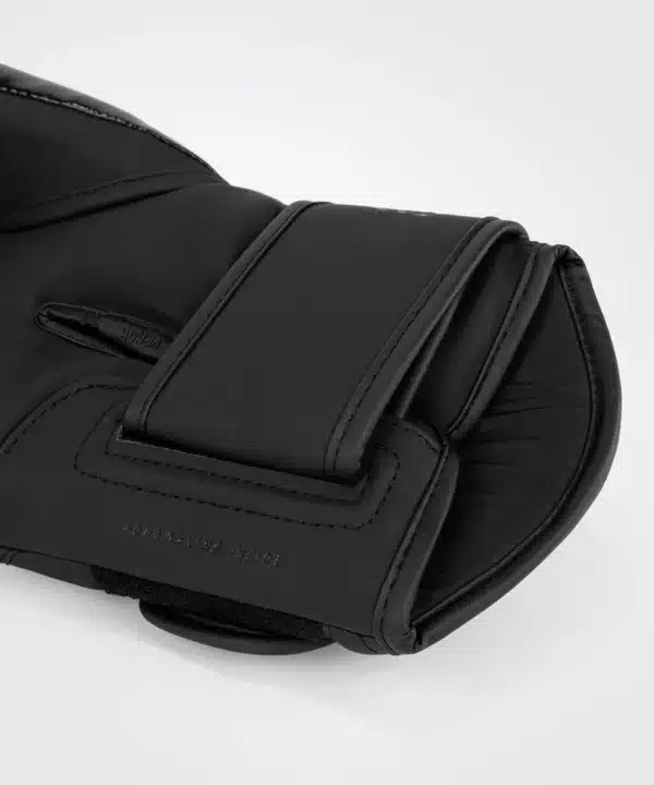 כפפות אגרוף Venum Challenger 4.0 Boxing Gloves - Black/Black