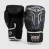 ⁦כפפות איגרוף Venum Gladiator 5.0 Boxing Gloves - Black/Silver⁩ – תמונה ⁦2⁩