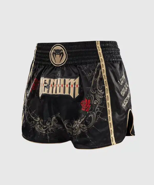 מכנס איגרוף תאילנדי Venum Santa Muerte 5.0 Muay Thai Shorts - Deep Black/Gold