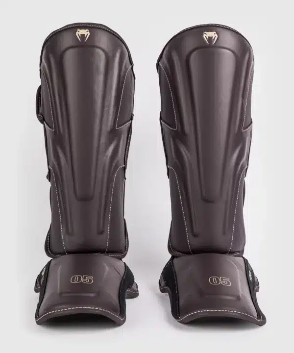 מגני רגליים Venum Impact Evo Shin Guards - Chocolate