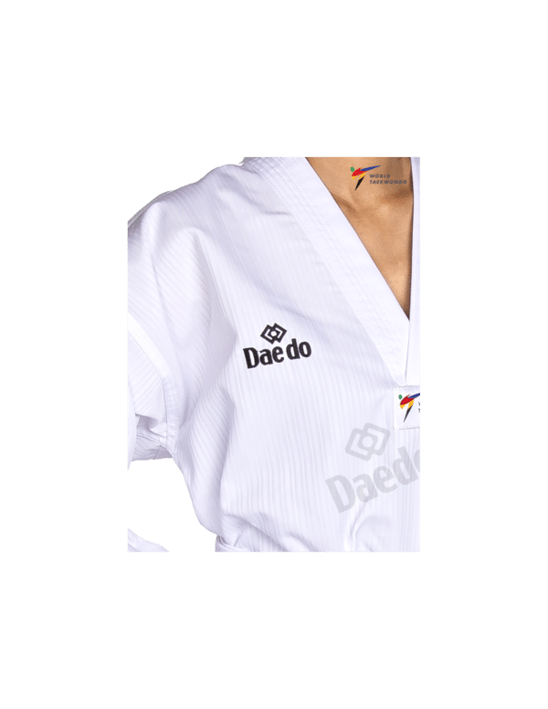 חליפת טקוואנדו מקצועית WT Dobok - White Neck DAEDO