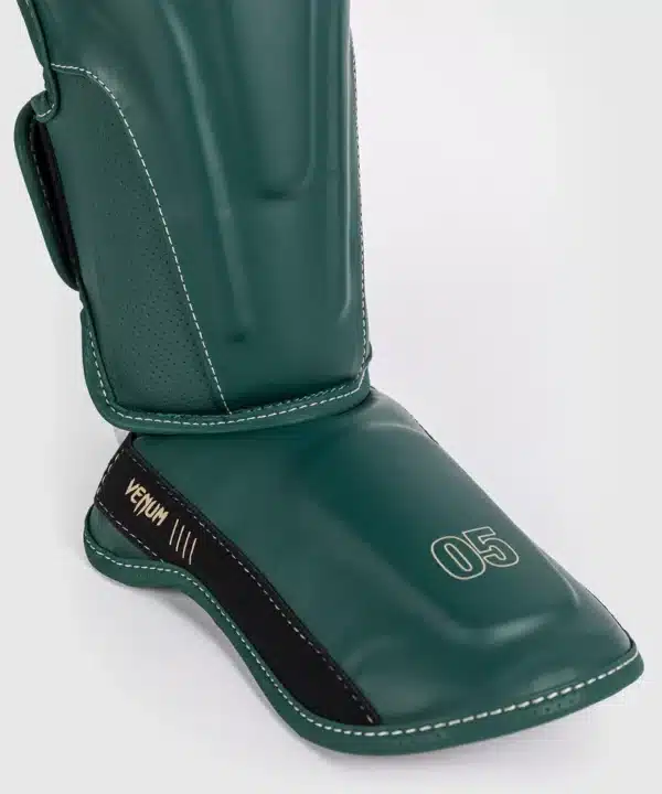 מגני רגליים Venum Impact Evo Shin Guards - Emerald Green