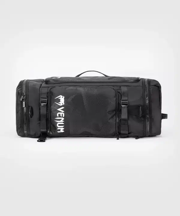 תיק ונום שחור-Venum Trainer Hybrid sports bag - Black