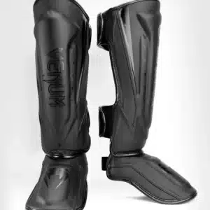 [Venum Elite Evo Shinguards] Black/Black - מגני רגליים ונום עלית EVO בעיצוב חדש