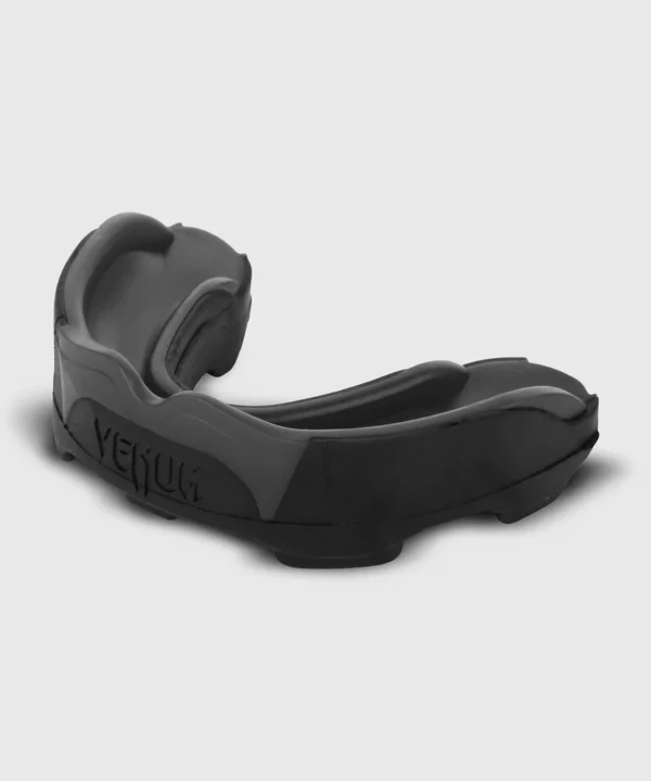 [Venum Mouthguard] Grey/Black Predator - מגן שיניים פרדטור שחור /אפור