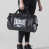 תיק אימון ספורט Everlast  Everlast Holdall M בצבע שחור