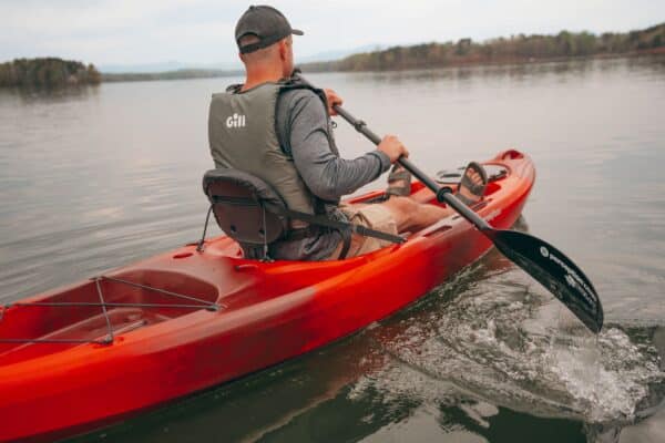 קיאק דיג ושייט מקצועי 10 פיט בצבע אדום - Perception Pescador 10.0 Fishing Kayak