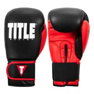 כפפות מקצועיות שחור ואדום - Title Boxing Dynamic Strike Heavy Bag