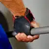 ⁦רצועות הרמה ואחיזה משולבות בצבע אדום - Schiek 1900 Ultimate Grips⁩ – תמונה ⁦3⁩