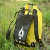 ⁦תיק ציוד אטום ועמיד במים 20 ליטר - Advanced Elements StashPak™ Rolltop Dry Bags⁩ – תמונה ⁦5⁩
