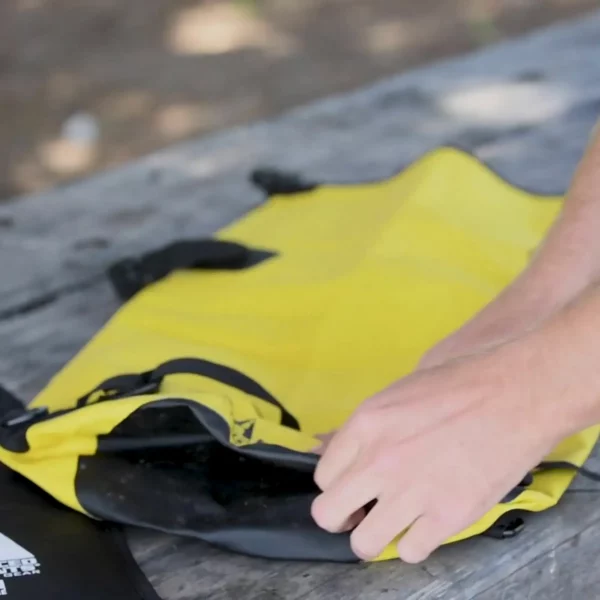 תיק ציוד אטום ועמיד במים 20 ליטר - Advanced Elements StashPak™ Rolltop Dry Bags