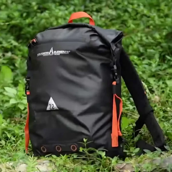 תיק גב עמיד למים 22 ליטר - Advanced Elements Blast22™ Rolltop Pack