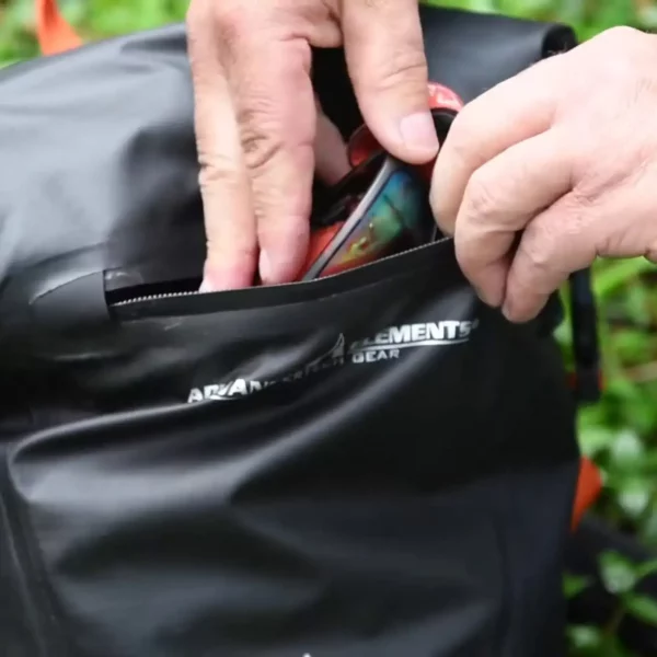 תיק גב עמיד למים 22 ליטר - Advanced Elements Blast22™ Rolltop Pack