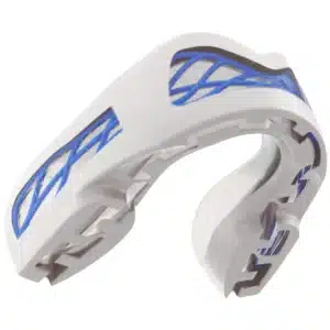 מגן שיניים Safejawz Nitro Series בצבע לבן וכחול, אנטי-מיקרוביאלי עם מסגרת Shockcage