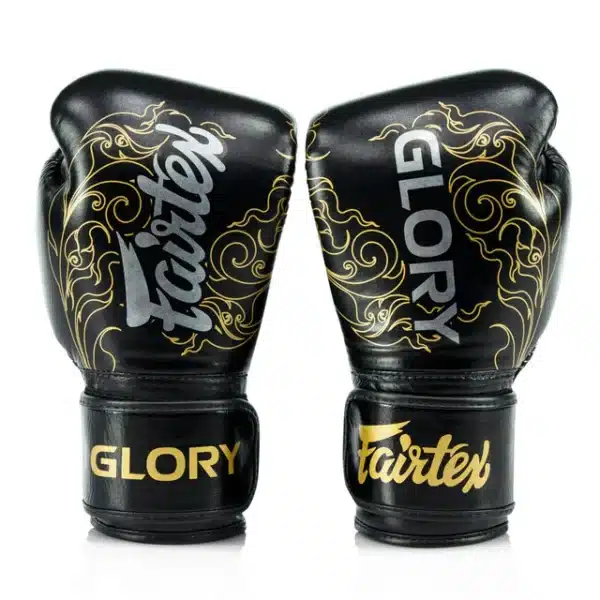 כפפות אגרוף Fairtex x Glory BGVG3 לתחרויות עם הדפסי יד מבריקים, לוגו Glory ולוגו Fairtex