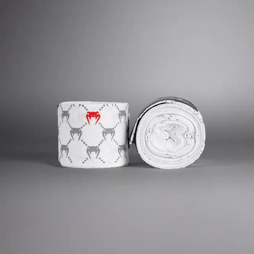 באנדאז'ים | חותלות יד Venum Monogram Advanced בצבע לבן