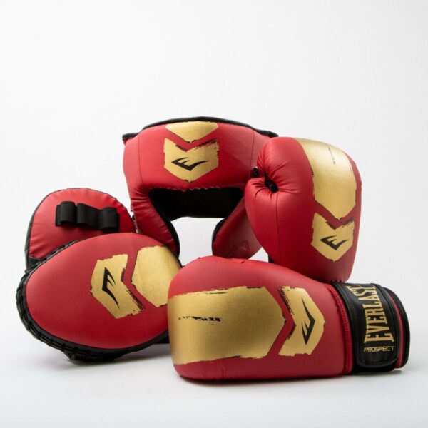 סט איגרוף לילדים Everlast Prospect 2 בצבע אדום וזהב, כולל מגן ראש, כפפות וזוג לאפות