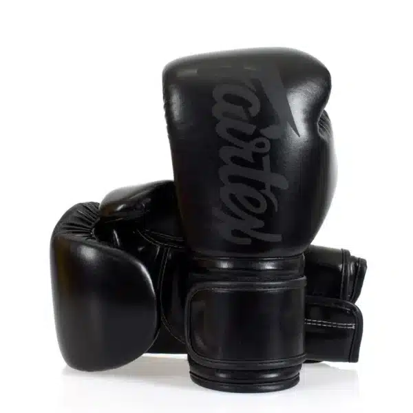 כפפות איגרוף שחורות Fairtex BGV14SB Solid Black