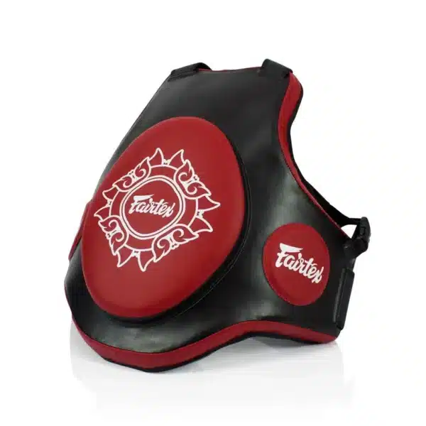 מגן גוף למאמן Fairtex Trainer Vest TV2 שחור אדום